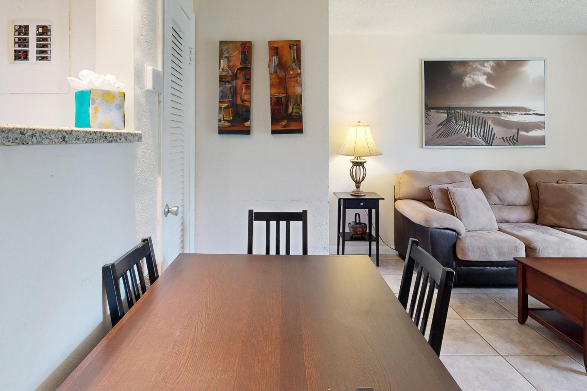Floranada Condos ポンパノビーチ 部屋 写真