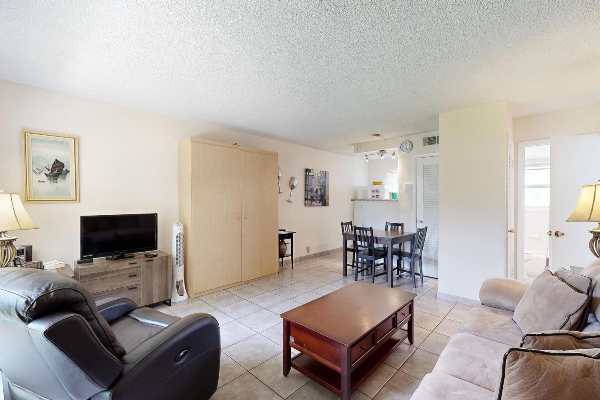 Floranada Condos ポンパノビーチ 部屋 写真