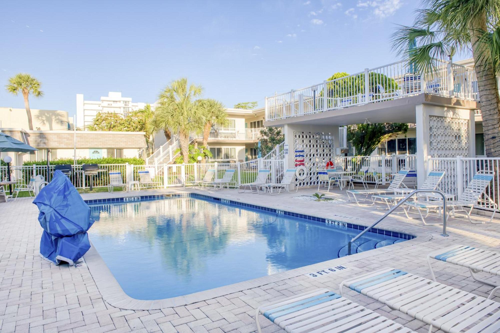 Floranada Condos ポンパノビーチ エクステリア 写真