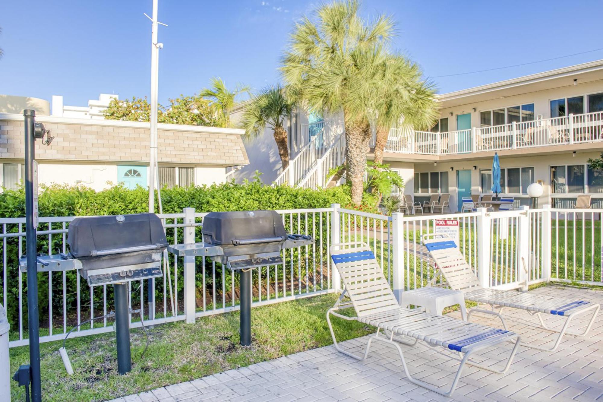 Floranada Condos ポンパノビーチ エクステリア 写真